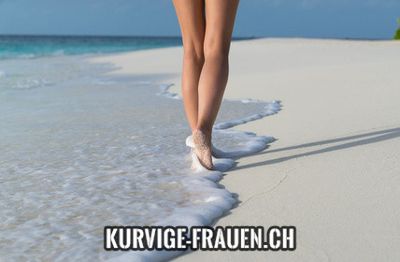 Kleider für breite Hüften tragen